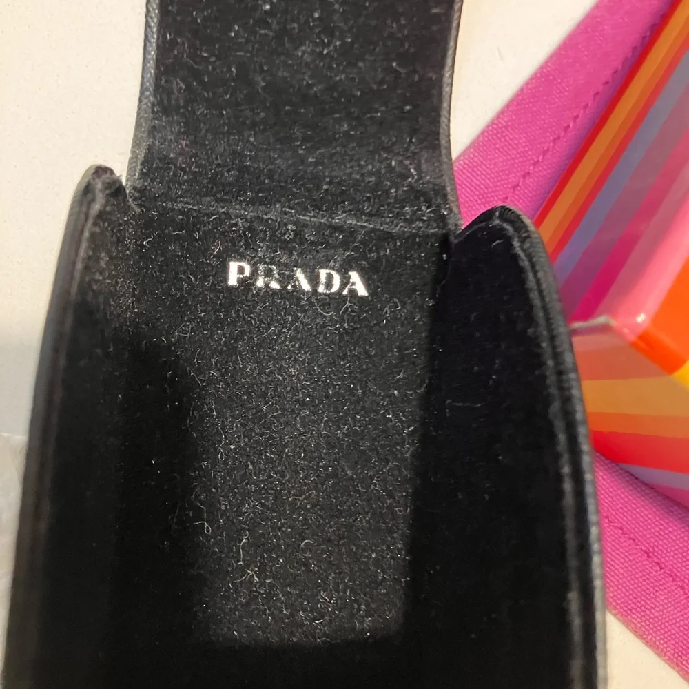 Prada Vintage sunglasses and hard case - Picture 9 of 13